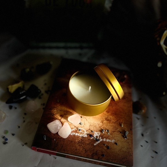 Coco Apricot Scented Candles
www.indiscoveringme.com - Picture 4 of 5